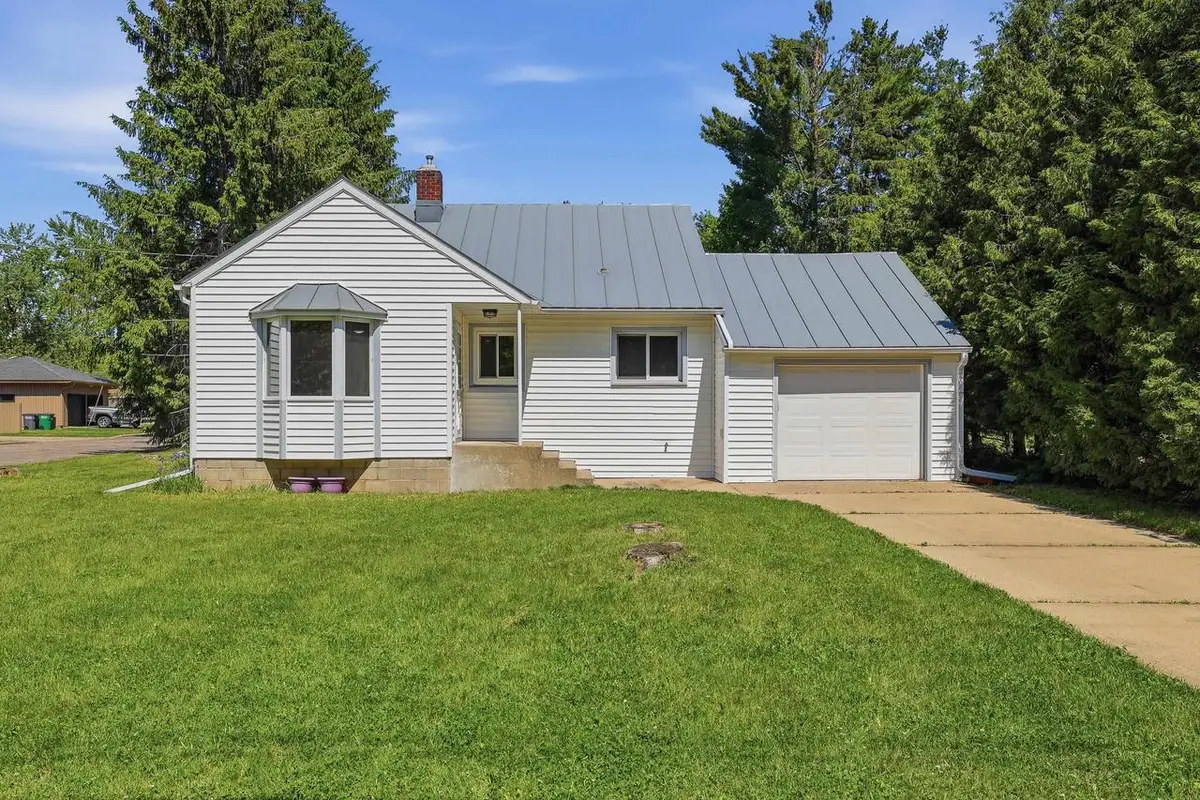 2911 REDDIN ROAD, Wisconsin Rapids, WI 54495 - #1