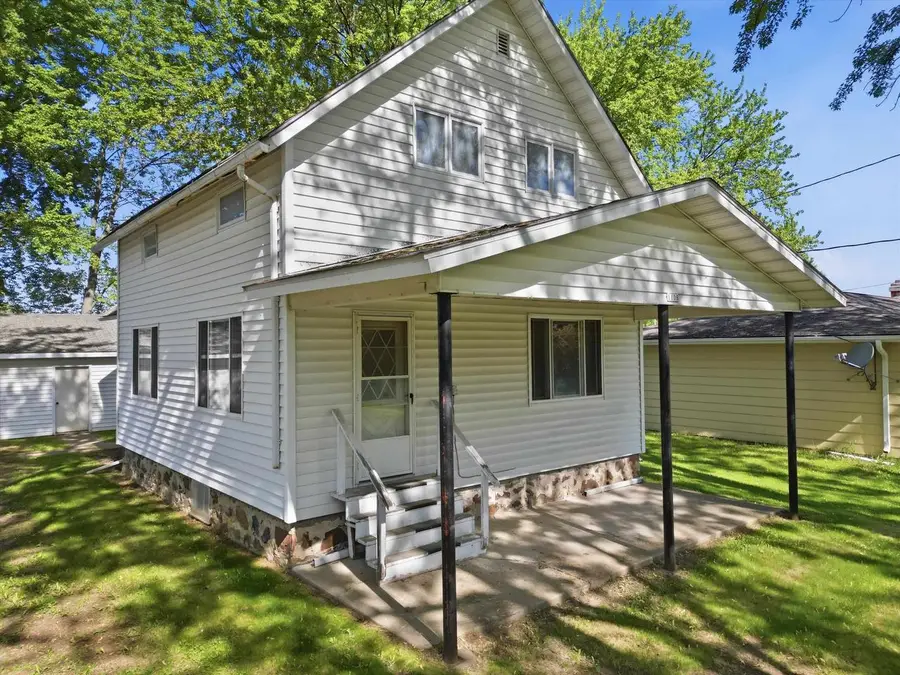 1108 N WALNUT AVENUE, Marshfield, WI 54449 - #2
