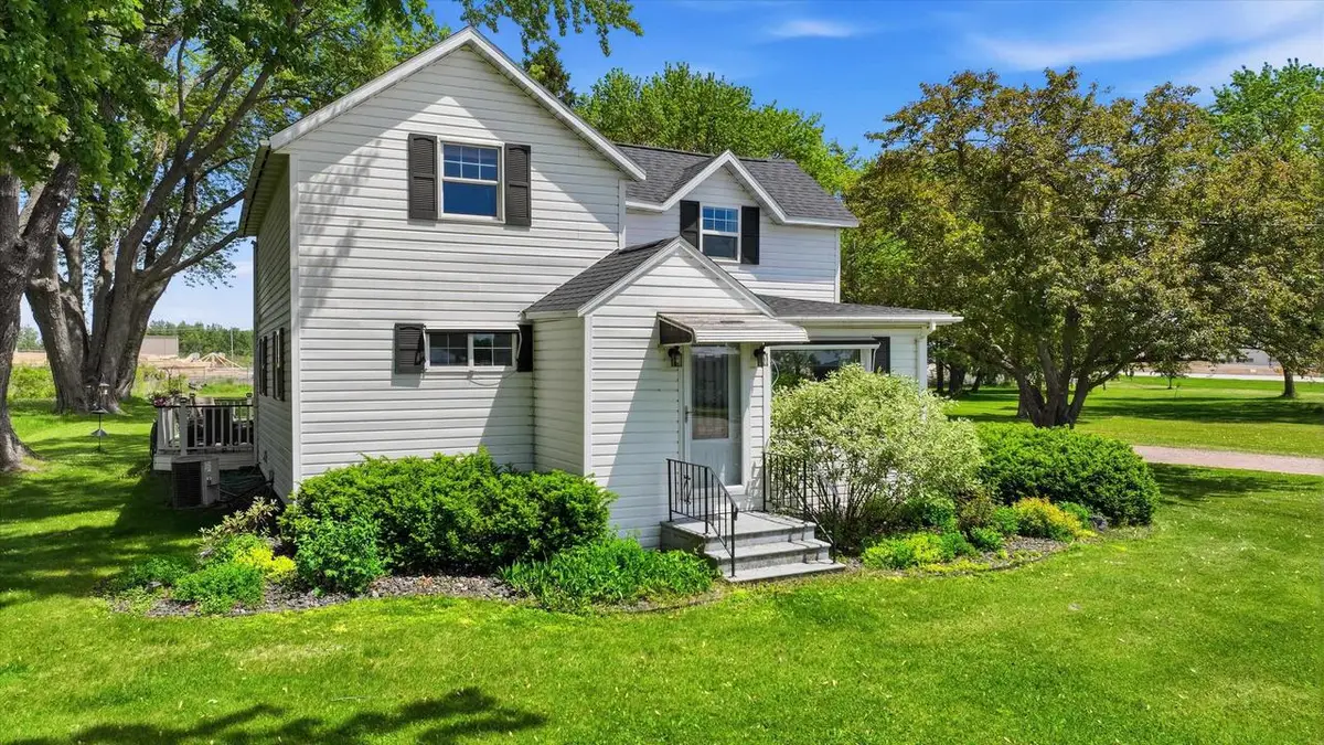 1811 E 4TH STREET, Marshfield, WI 54449 - #1