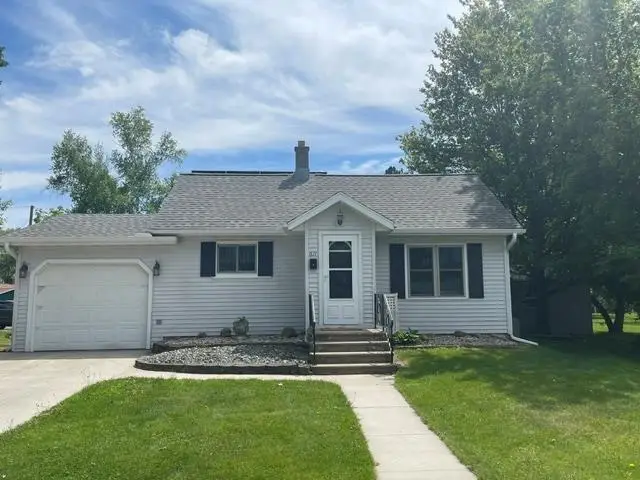 611 FARWELL AVENUE, Antigo, WI 54409 - #1
