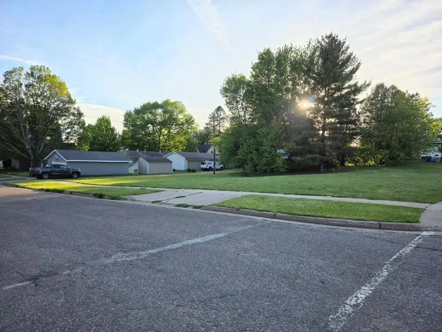 903 GRAND AVENUE, Merrill, WI 54452 - #3