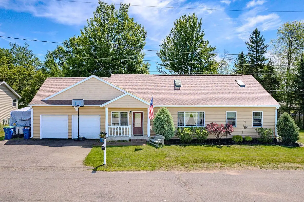 601 S 39TH AVENUE, Wausau, WI 54401 - #1