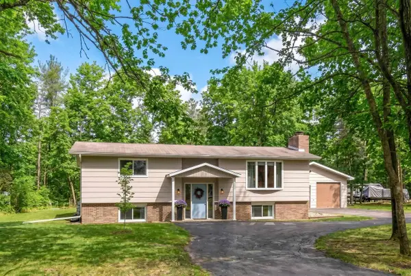 396 WOODBRIDGE WAY, Nekoosa, WI 54457