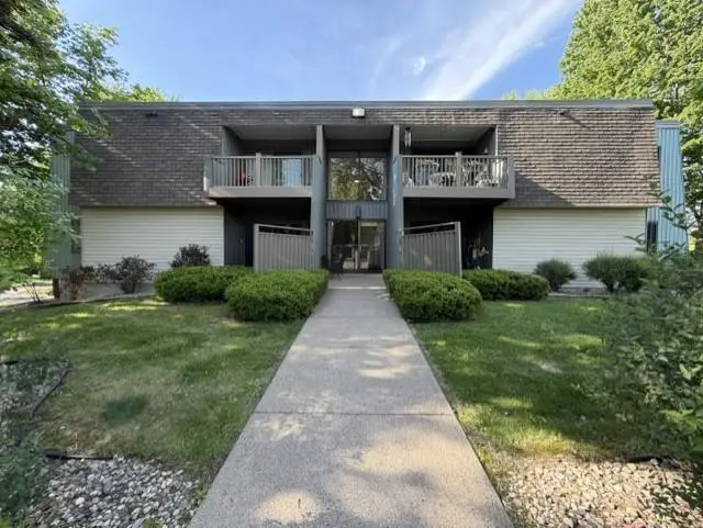 1609 SAWYER DRIVE #Unit 202, Marshfield, WI 54449 - #1