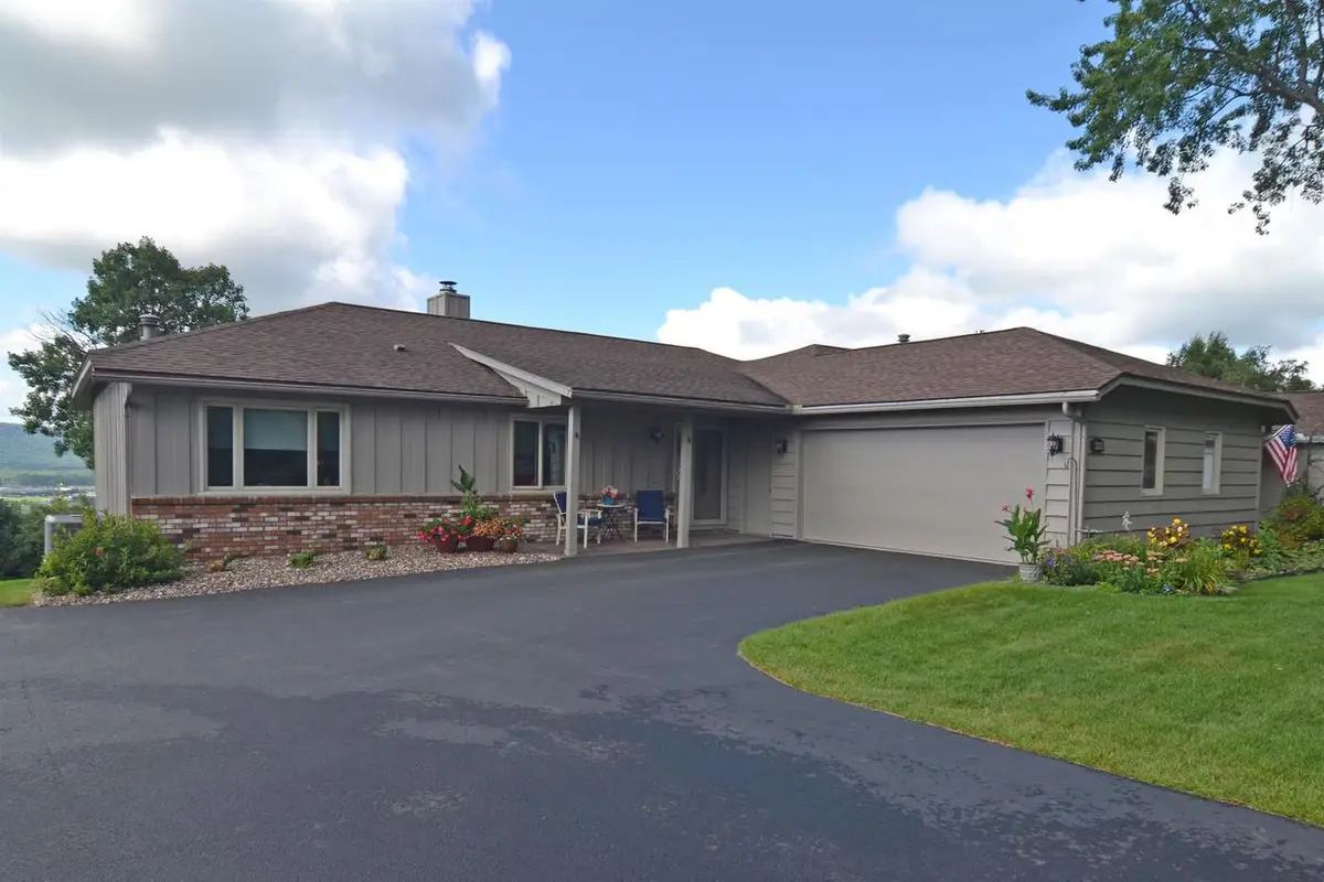 2205 RIDGE VIEW DRIVE, Wausau, WI 54401 - #1