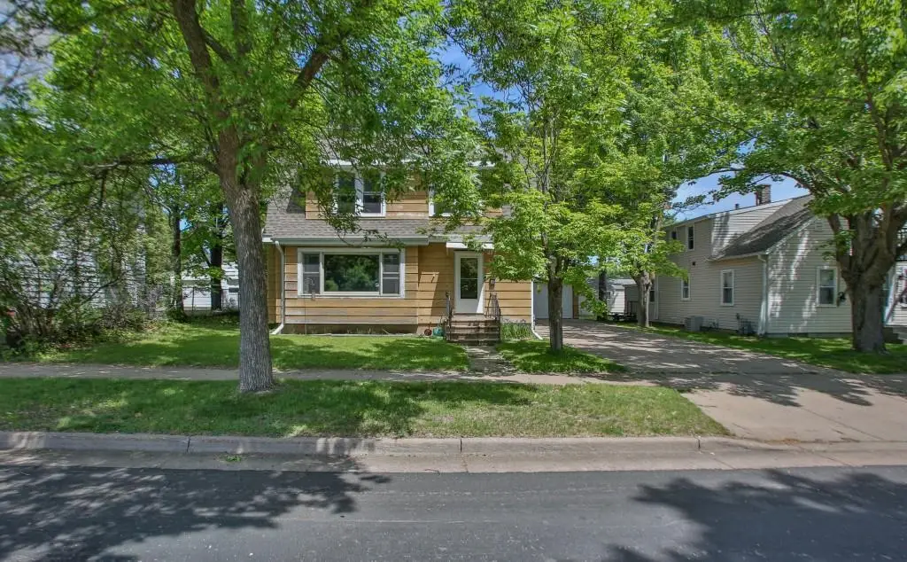 140 EDWARDS STREET, Wausau, WI 54401 - #1
