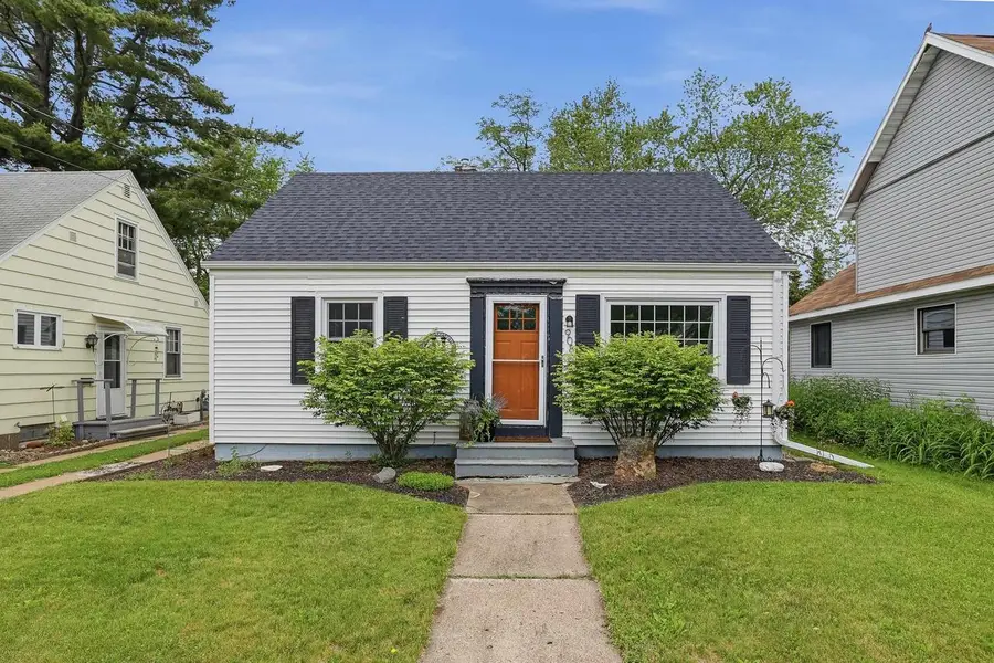 908 S PEACH STREET, Marshfield, WI 54449 - #2
