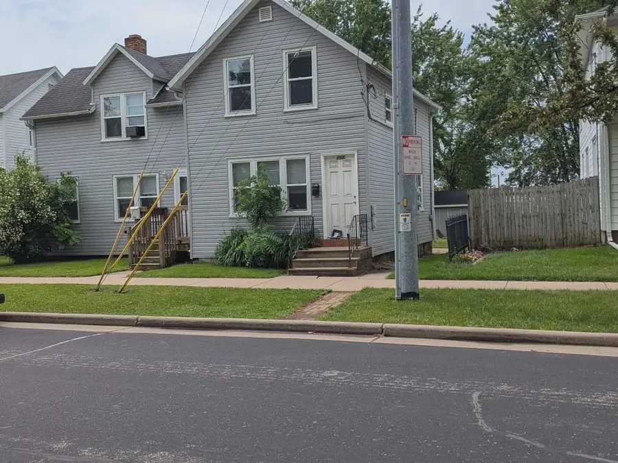 202 W ARNOLD STREET, Marshfield, WI 54449 - #2