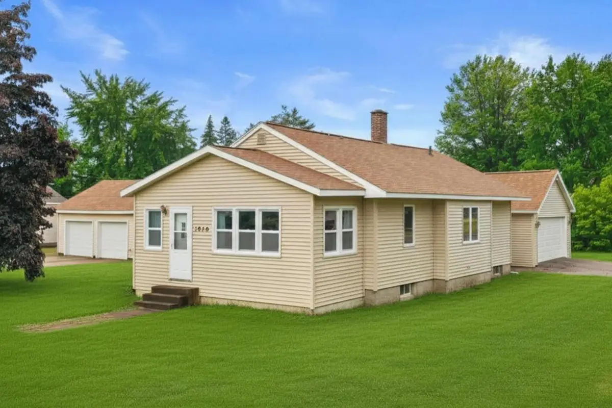 1910 CLIFF STREET, Wisconsin Rapids, WI 54494 - #1