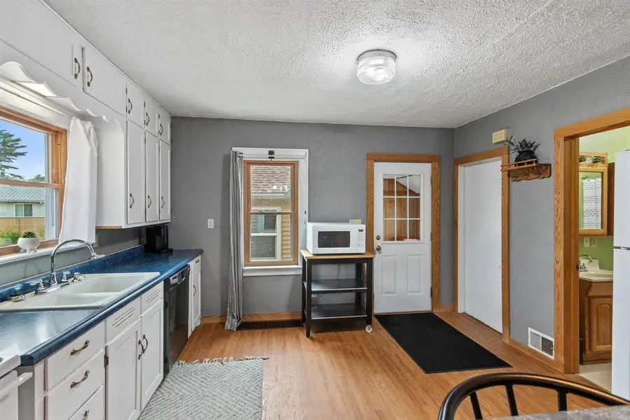 1910 CLIFF STREET, Wisconsin Rapids, WI 54494 - #2