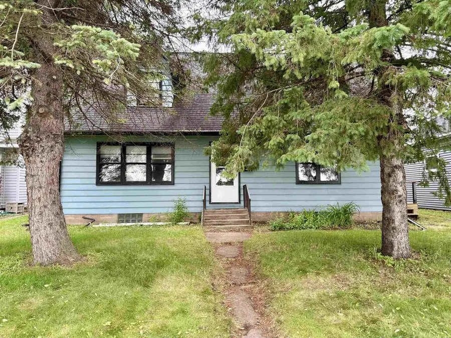 346 S LAKE AVENUE, Phillips, WI 54555 - #2