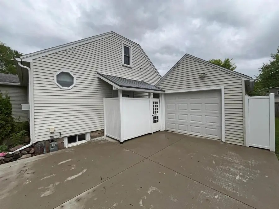3733 TROY STREET, Wausau, WI 54403 - #3