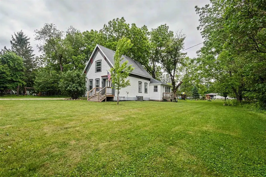 265 S JACKSON STREET, Iola, WI 54945 - #2
