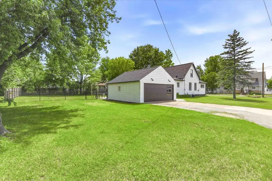 340 13TH STREET NORTH, Wisconsin Rapids, WI 54494 - #3
