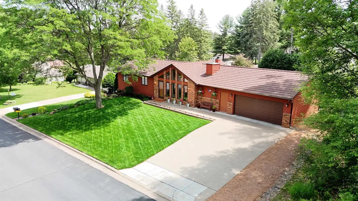 3011 GLENDALE AVENUE, Wausau, WI 54401 - #1