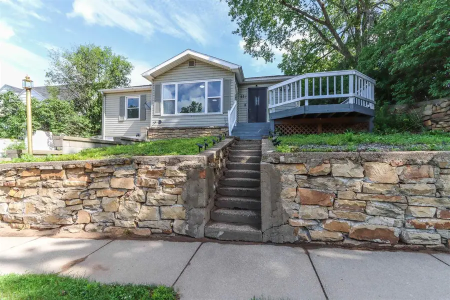 621 WISCONSIN STREET, Wisconsin Rapids, WI 54494 - #2