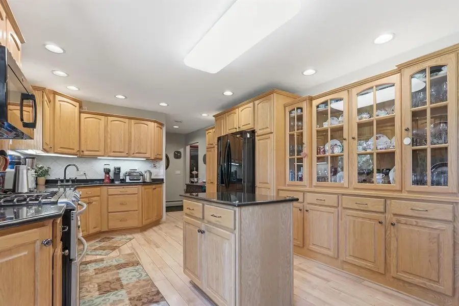 206 W CEDAR STREET, Abbotsford, WI 54405 - #2