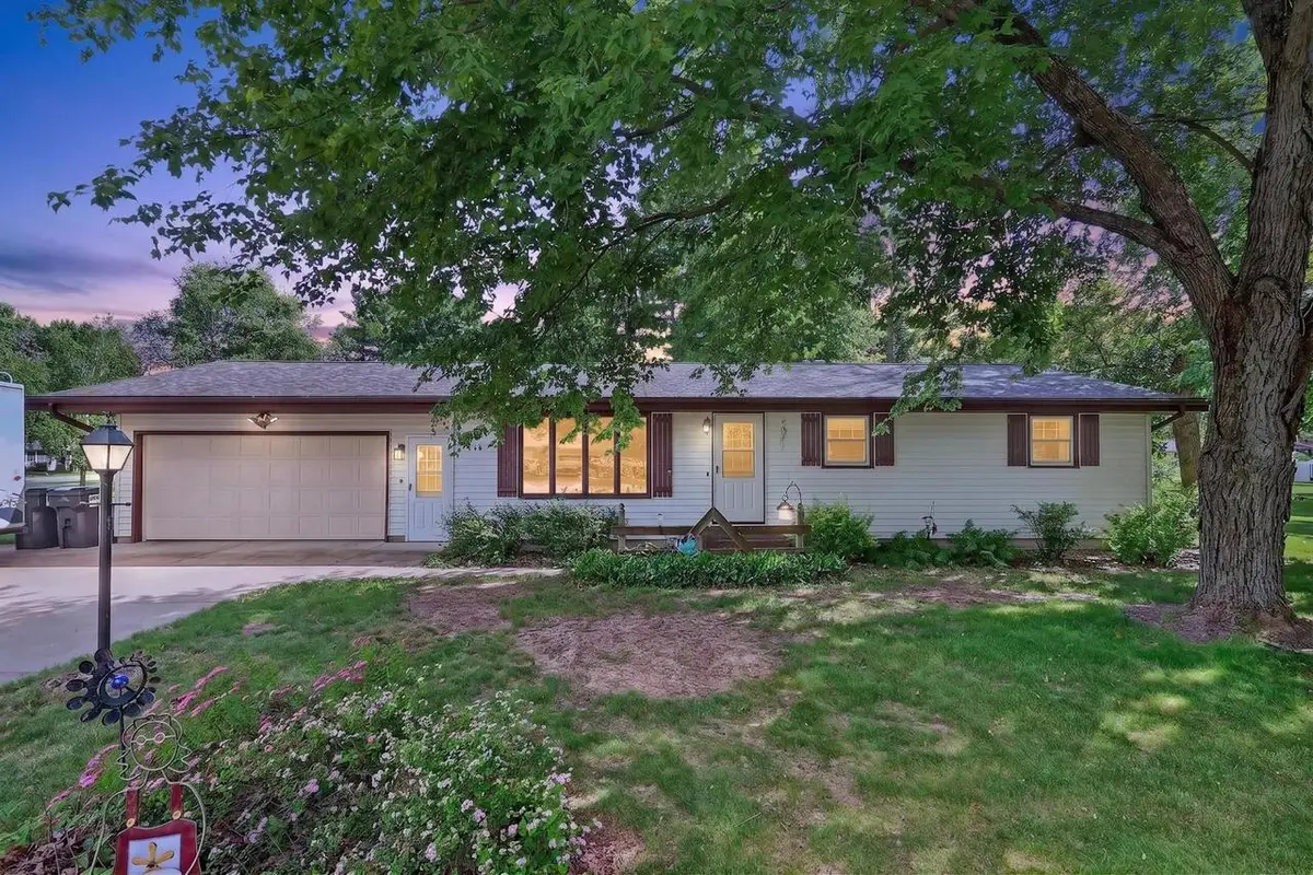 1060 LAKEWOOD LANE, Wisconsin Rapids, WI 54494 - #1