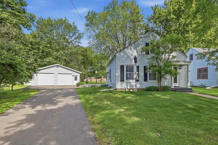 814 S OAK AVENUE, Marshfield, WI 54449 - #2