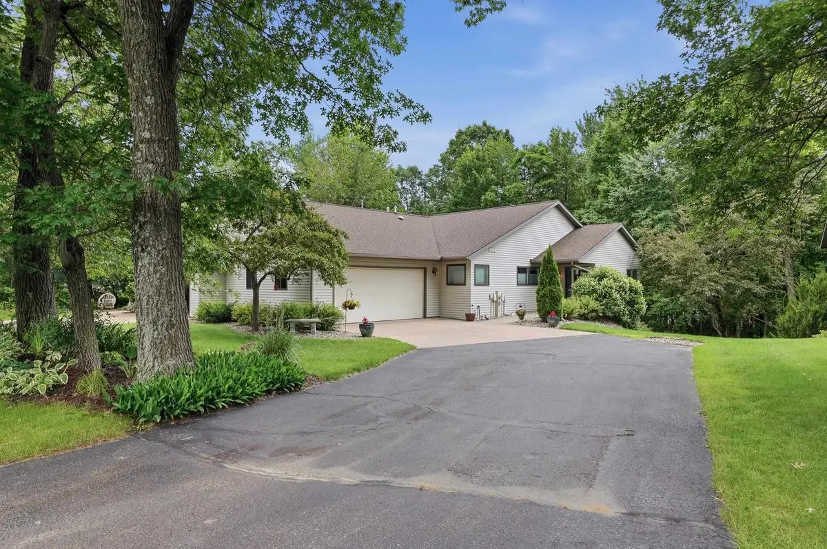 3301 YVONNE DRIVE, Stevens Point, WI 54481 - #1