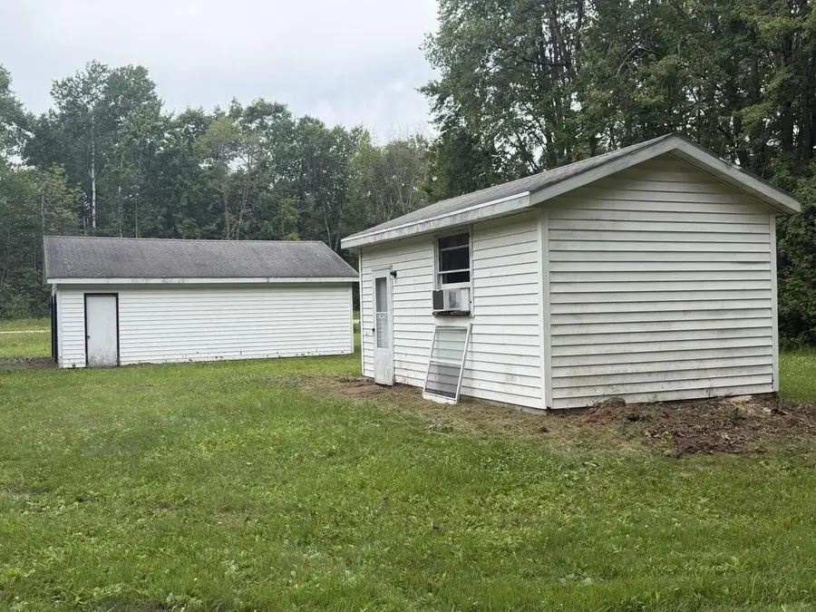 4428 OLD 41 ROAD, Oconto, WI 54153 - #2
