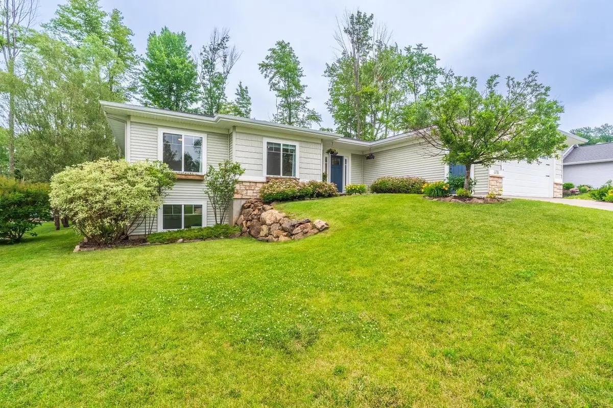 6716 SARISSA DRIVE, Wausau, WI 54401 - #1