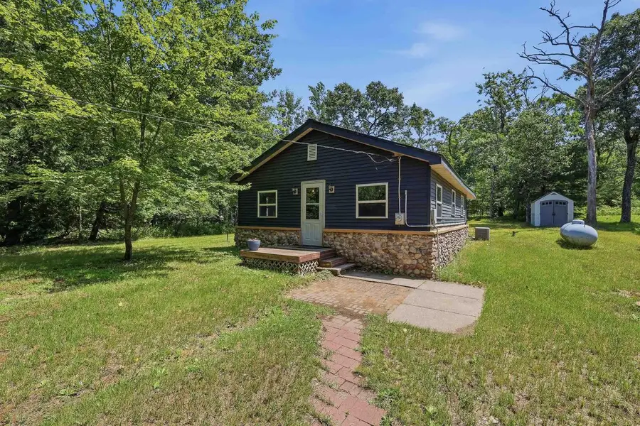 7195 BOELTER LAKE COURT, Almond, WI 54909 - #2