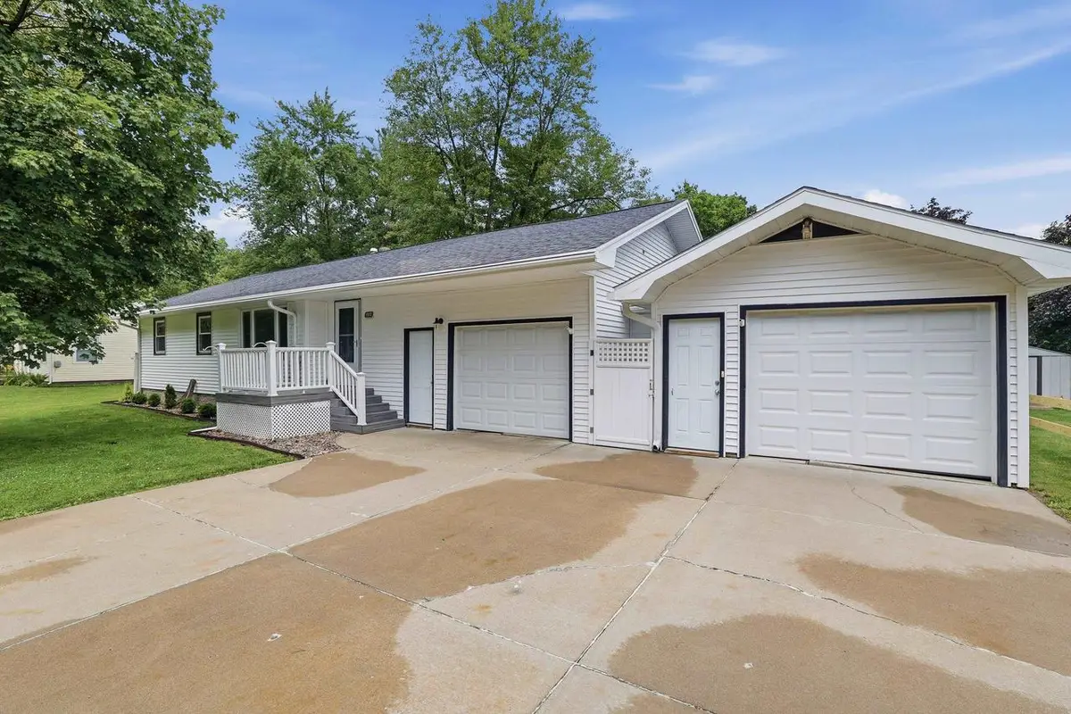 1920 CAREY STREET, Wisconsin Rapids, WI 54495 - #1