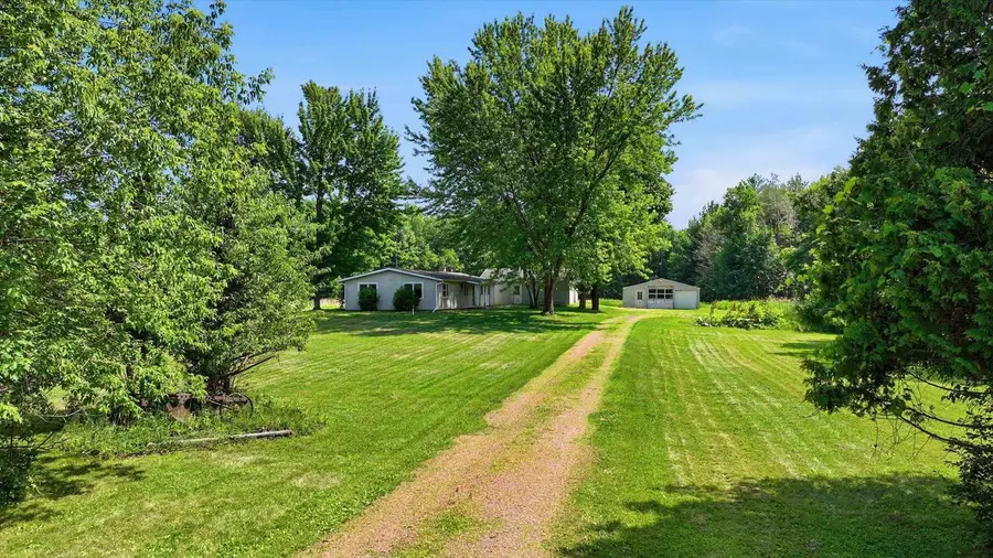 11555 EISENHOWER DRIVE, Chili, WI 54420 - #3