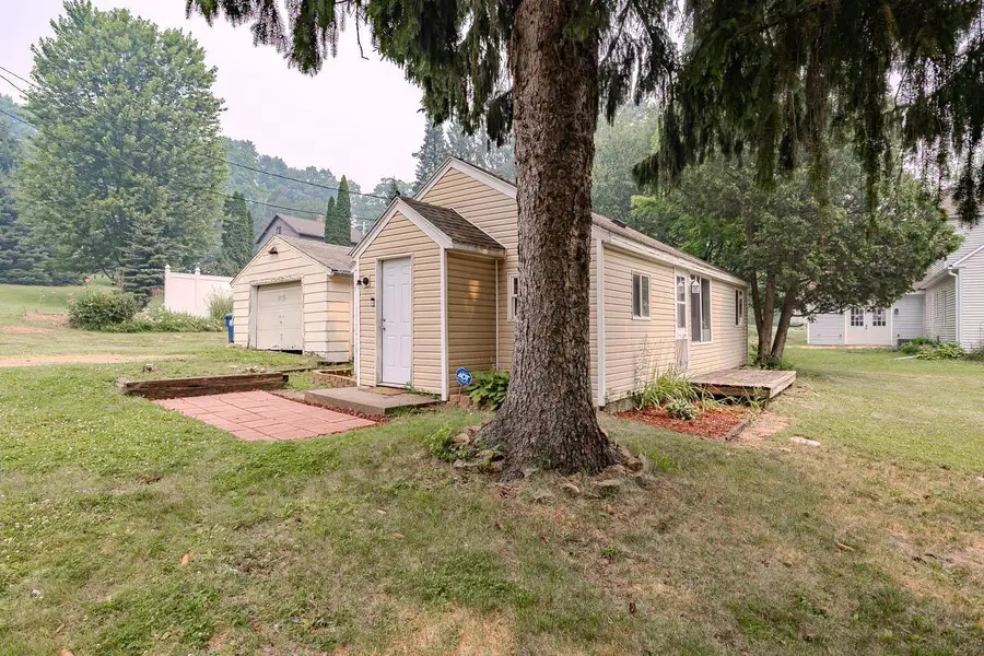 902 BROWN STREET, Wausau, WI 54403 - #2