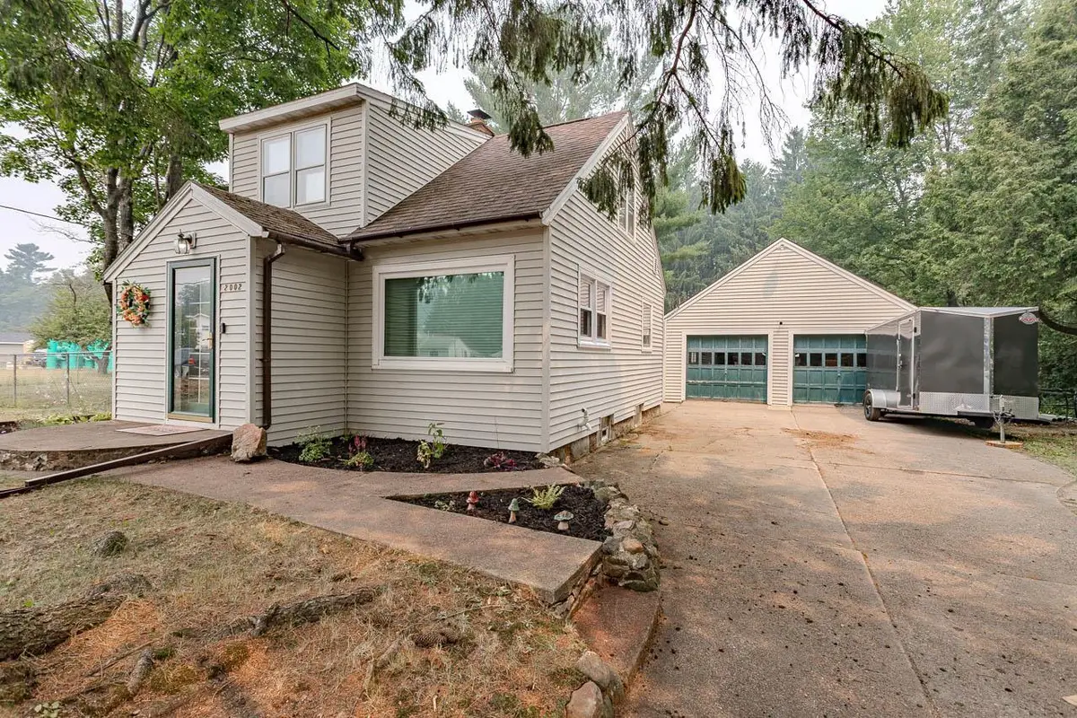 2002 BLOEDEL AVENUE, Weston, WI 54476 - #1