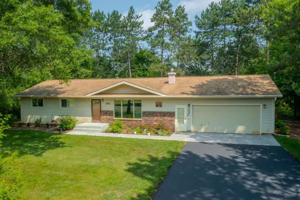 1744 JUDY DRIVE, Kronenwetter, WI 54455