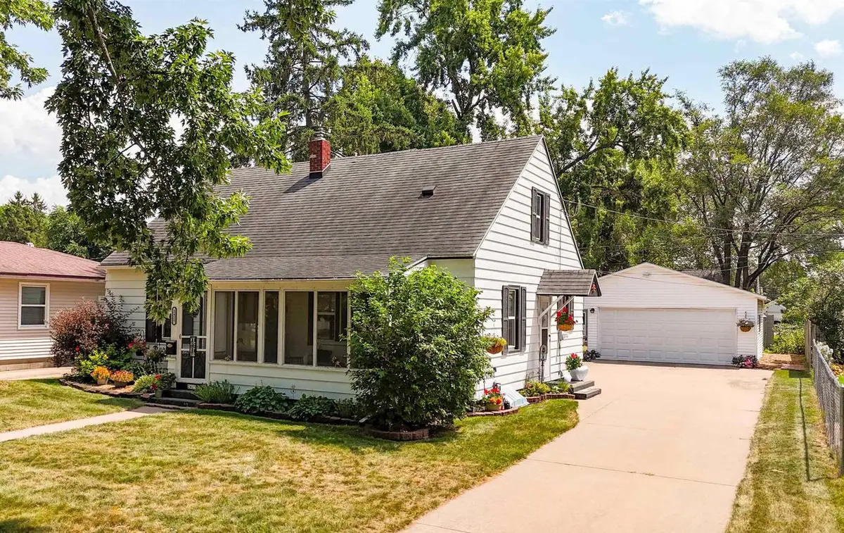 2425 SIMONIS STREET, Stevens Point, WI 54481 - #1