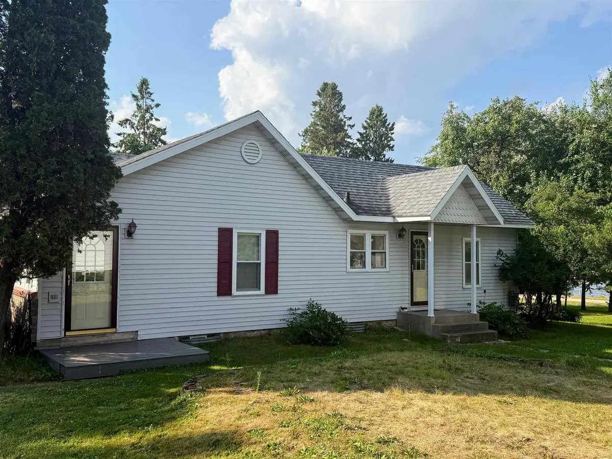 415 LAKE AVENUE SOUTH, Phillips, WI 54555 - #1