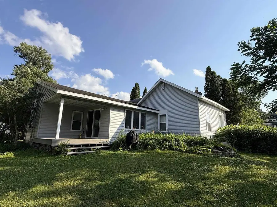 415 LAKE AVENUE SOUTH, Phillips, WI 54555 - #2