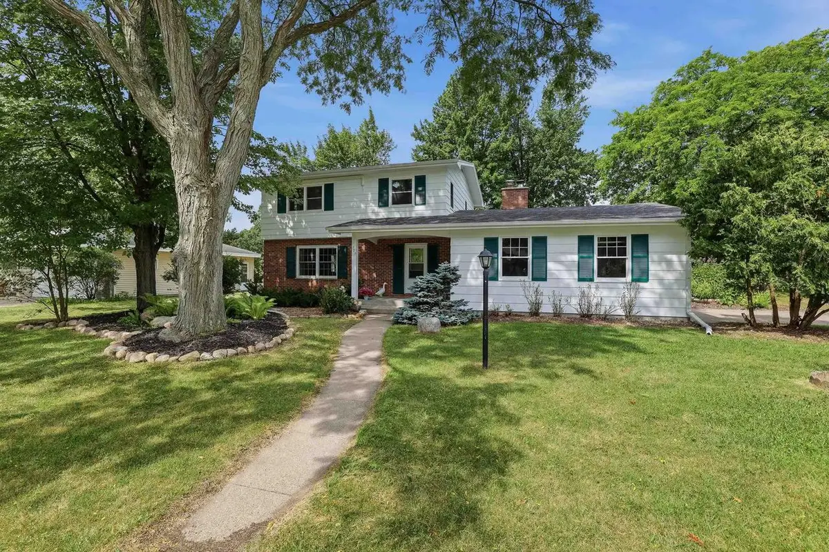 703 SUNSET AVENUE, Stevens Point, WI 54481 - #1