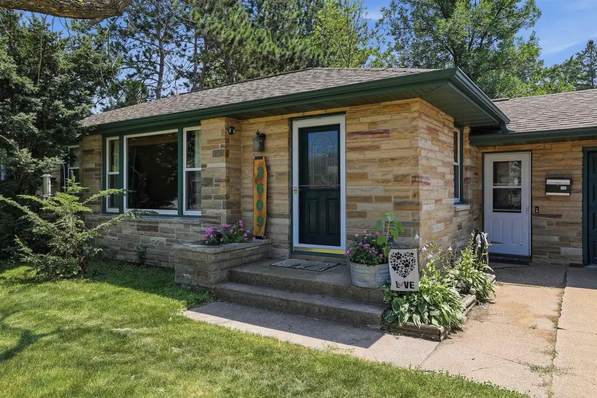 2609 STANLEY STREET, Stevens Point, WI 54481 - #1