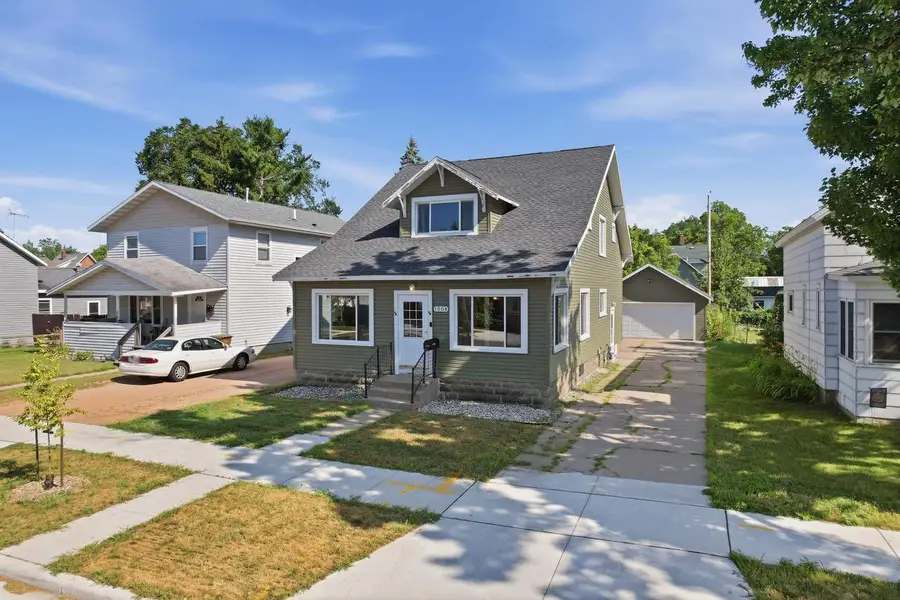 1908 MADISON STREET, Stevens Point, WI 54481 - #2