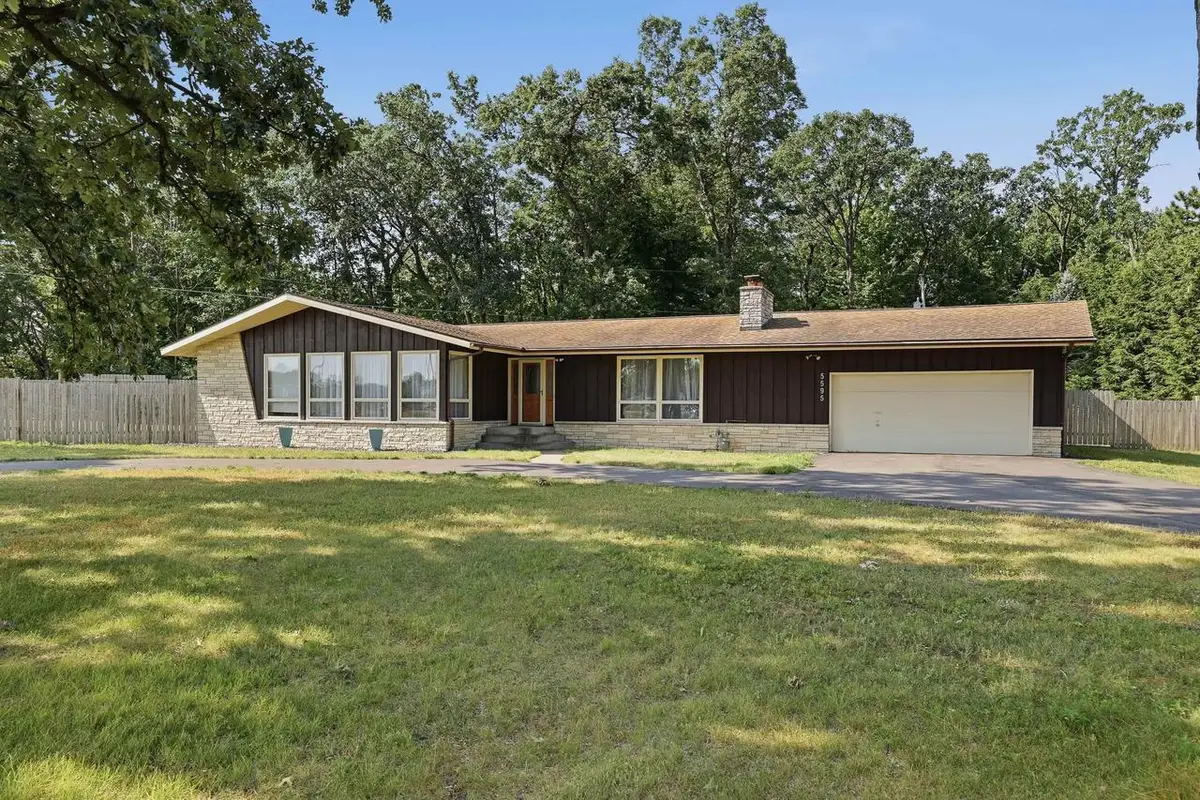 5595 ELLIS STREET, Stevens Point, WI 54482 - #1