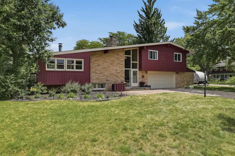 617 SUNSET BOULEVARD, Stevens Point, WI 54481 - #2