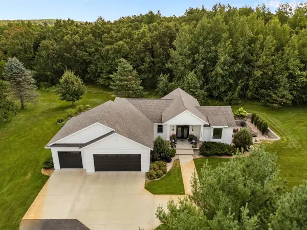 10257 YELLOW BRICK ROAD, Amherst, WI 54406