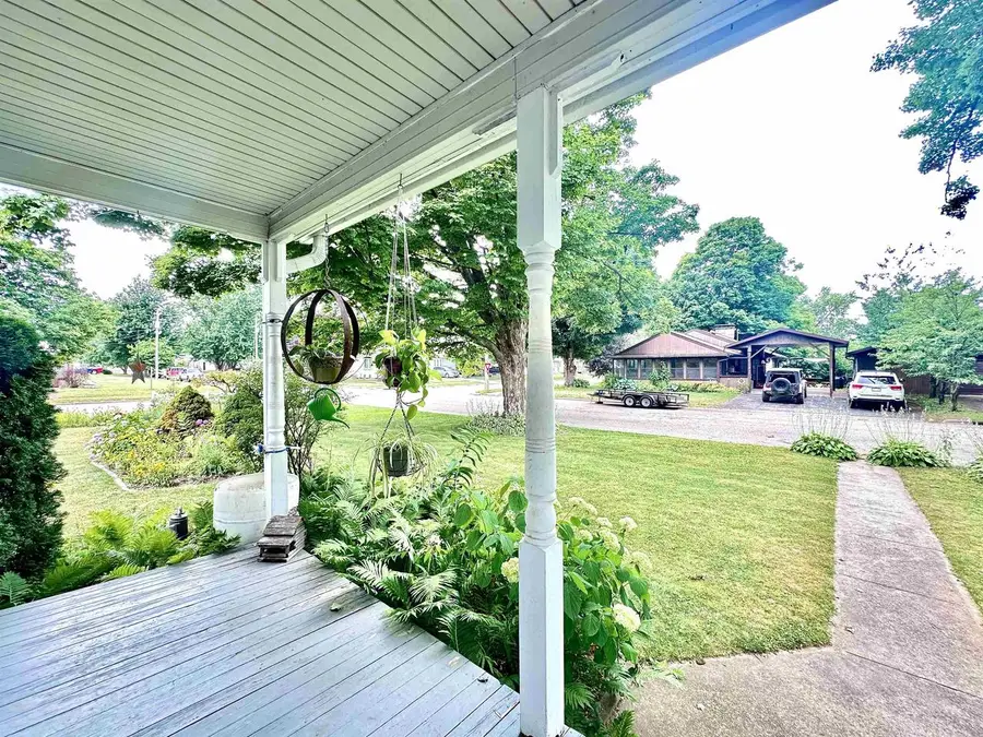 404 BRUCE STREET, New London, WI 54961 - #2