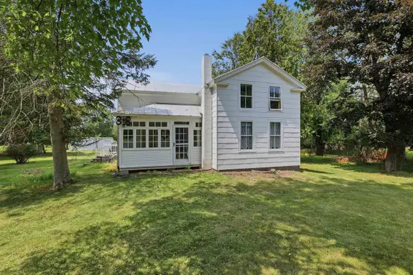N7929 COUNTY ROAD J, Iola, WI 54945