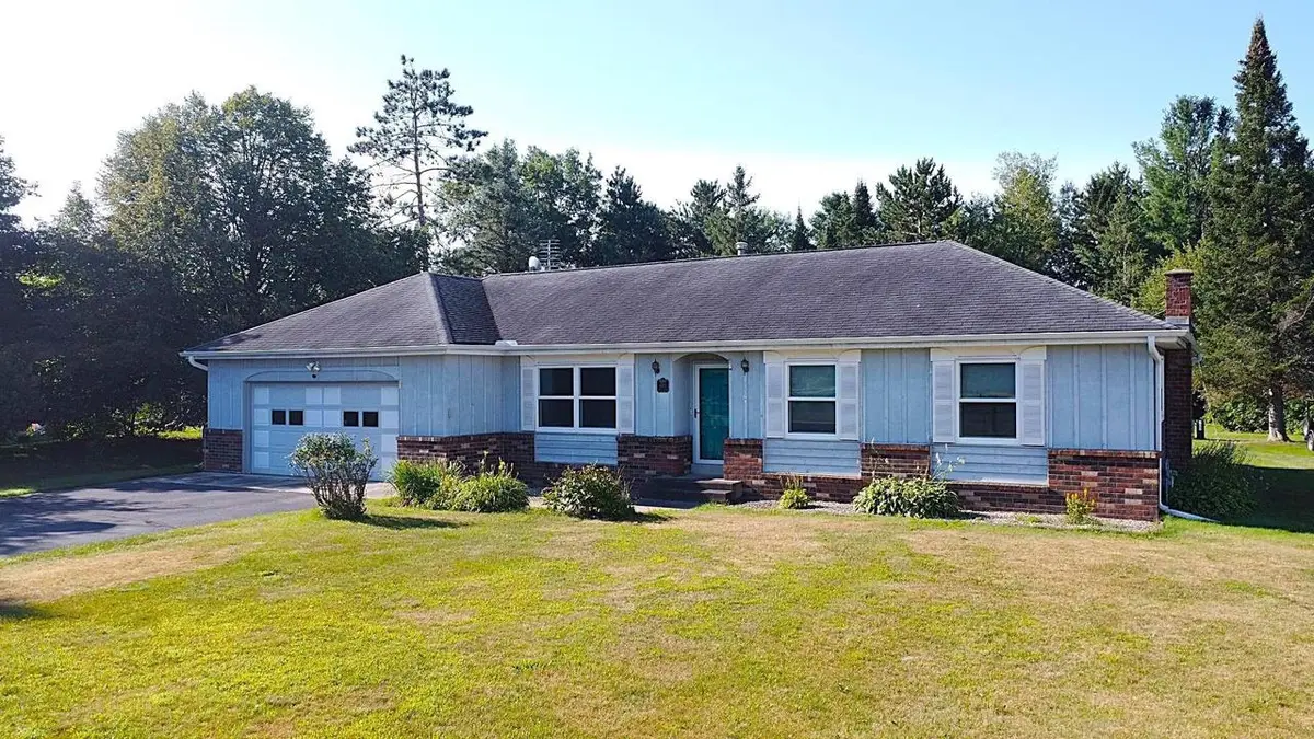615 OMEGA CIRCLE, Antigo, WI 54409 - #1