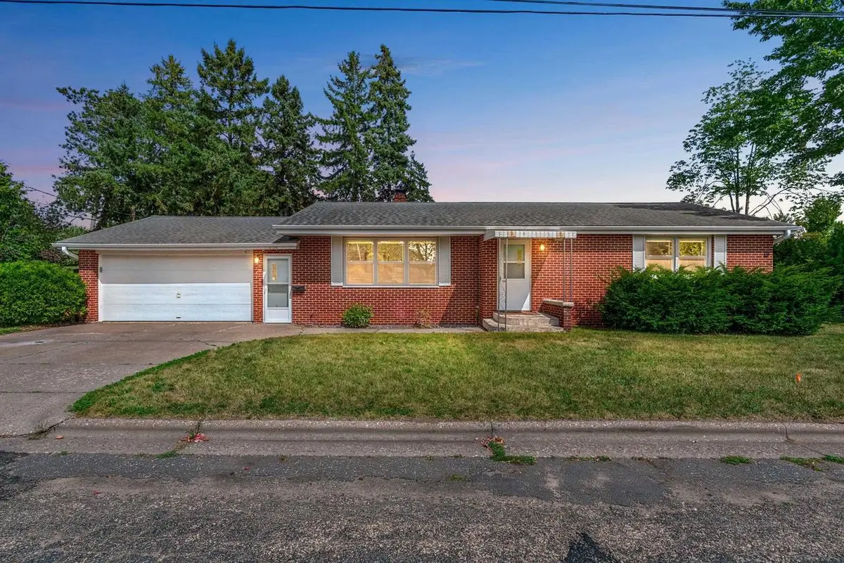 2125 INDIANA AVENUE, Stevens Point, WI 54481 - #1
