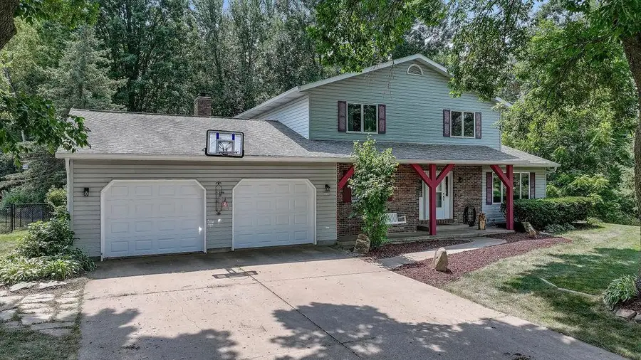 2200 E FILLMORE STREET, Marshfield, WI 54449 - #2