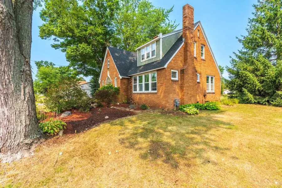 813 WESTERN AVENUE, Mosinee, WI 54455 - #2