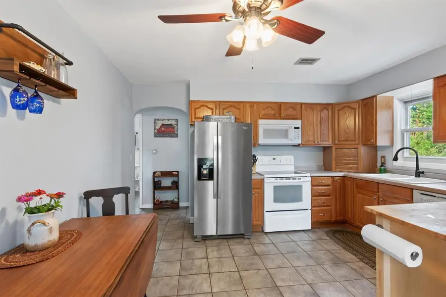 1211 10TH STREET SOUTH, Wisconsin Rapids, WI 54494 - #2