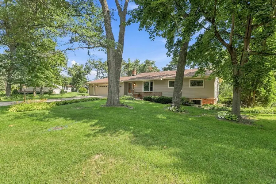5308 FOREST CIRCLE NORTH, Stevens Point, WI 54481 - #2