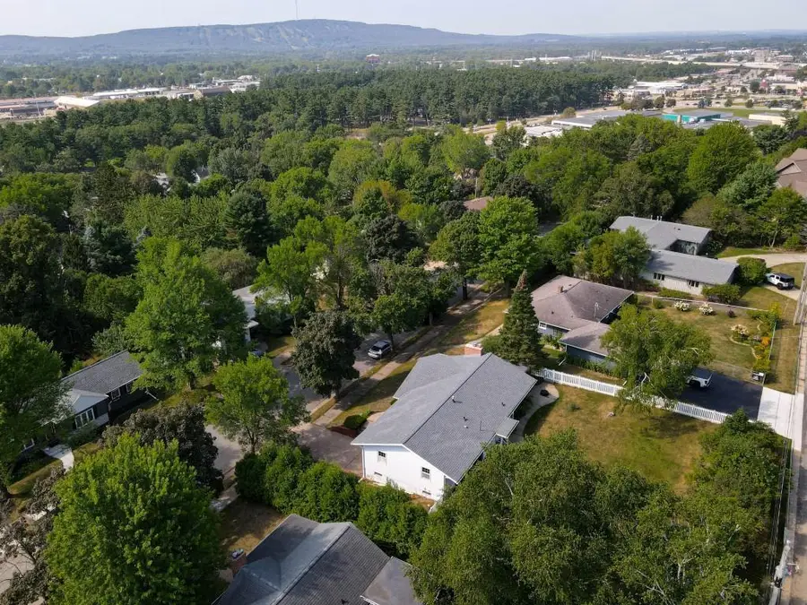 908 GREENHILL DRIVE, Wausau, WI 54401 - #2